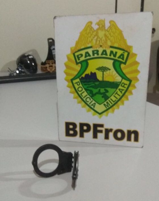 Na noite de sábado (28), policiais militares do BPFron cumpriram mandado de prisão após abordagem no Centro de Marechal Cândido Rondon - PR