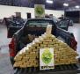 Na noite de segunda-feira (24), policiais do BPFron recuperaram um automóvel com indicativo de furto/roubo carregado com 100 kg de maconha.