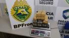Na noite de domingo (23), policiais do BPFron apreenderam um adolescente com mais de 10 kg de maconha.