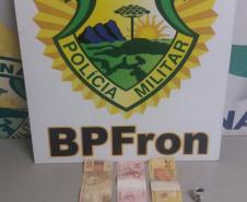 Policiais militares do BPFron no âmbito da Operação Captura apreenderam crack e prenderam traficante na quarta-feira (04)