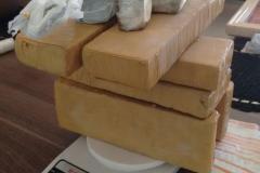 Na manhã de segunda-feira (14), após denúncia anônima recebida através do Disque Denúncia 181, a equipe da 2° Crpm/4° Cipm foi averiguar uma situação no Residencial Morada Londrina.