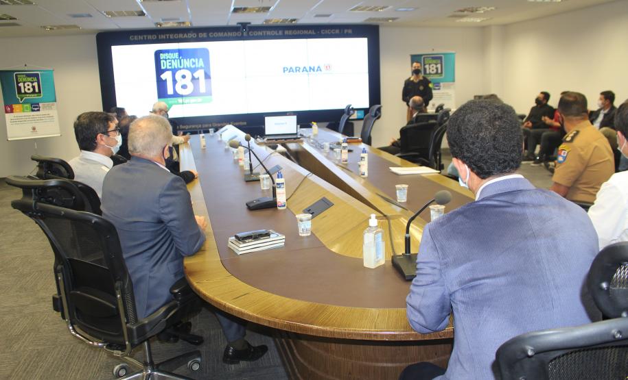 Disque Denúncia 181 recebe da iniciativa privada material educativo para reforçar participação da comunidade