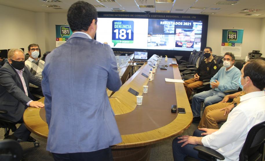 Disque Denúncia 181 recebe da iniciativa privada material educativo para reforçar participação da comunidade