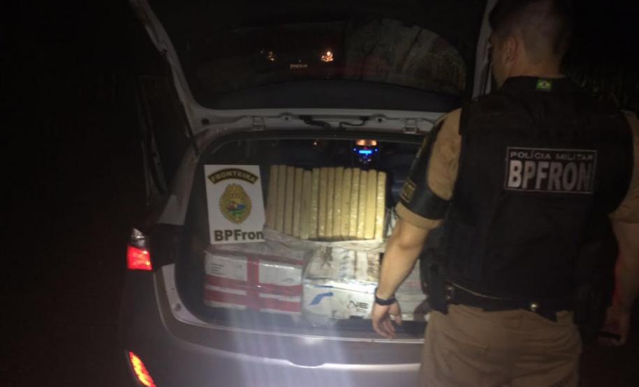 Polícia Militar por intermédio do BPFron apreende 228 kg de maconha em Guaíra