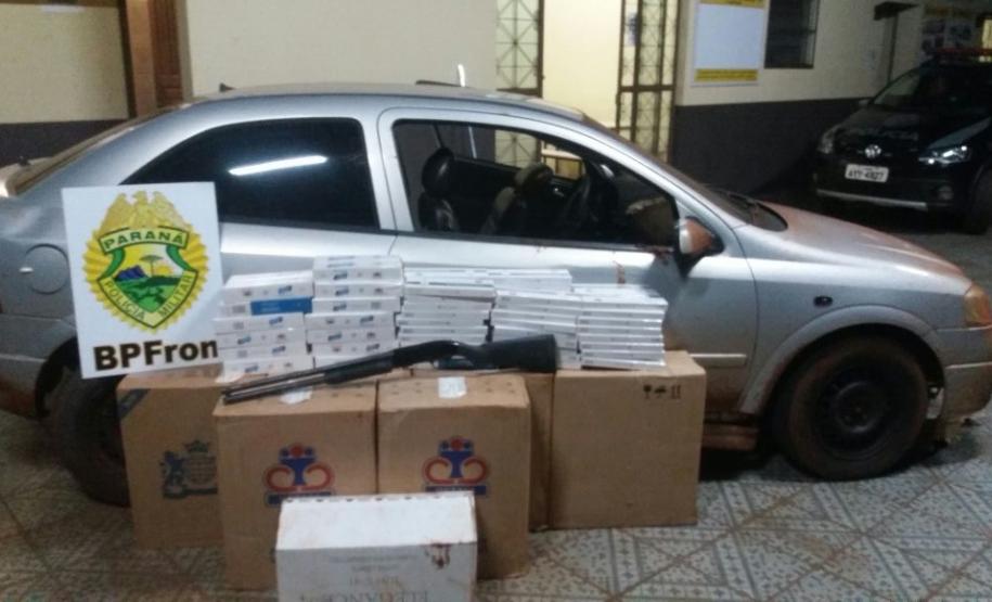 Polícia Militar por intermédio do BPFron apreende veículo, arma e cigarros Na noite de quinta-feira (23), policiais militares do BPFron receberam informações via Copom, que um veículo teria cometido um assalto na BR 163.