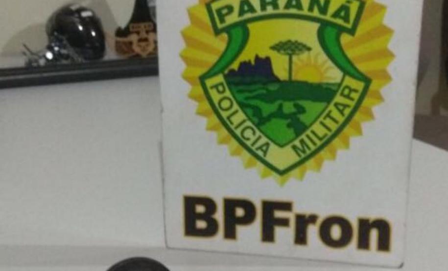 BPFron cumpre mandado de prisão após abordagem no Centro de Marechal Cândido Rondon-PR Na noite de sábado (28), policiais militares do BPFron cumpriram mandado de prisão após abordagem no Centro de Marechal Cândido Rondon - PR