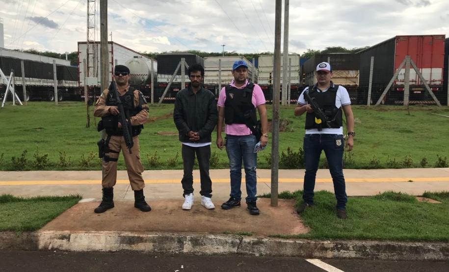 Na tarde deste domingo (29), ação conjunta entre autoridades do Paraguai e BPFron resultou na prisão de um indivíduo e a recuperação de veículo roubado