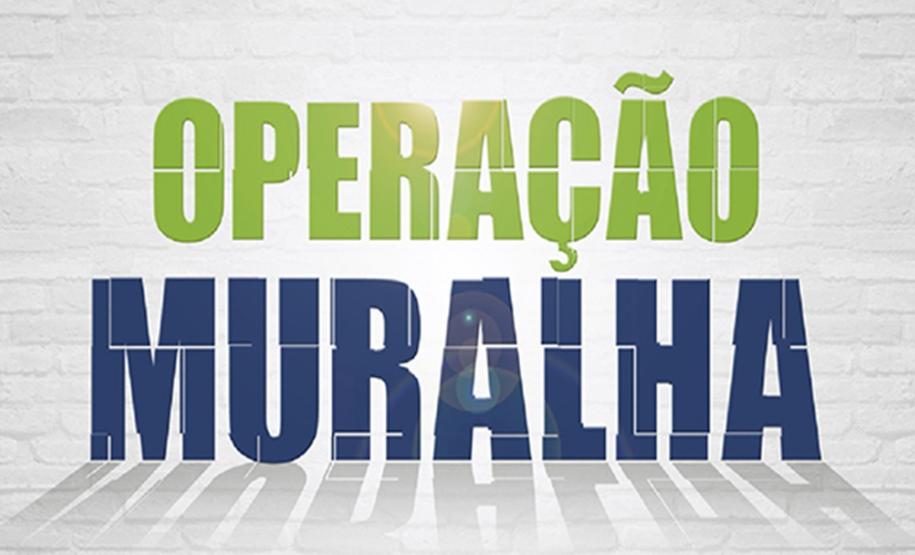 Na tarde de terça-feira (14), policiais militares do BPFron cumpriram mandado de prisão durante a Operação Muralha após abordagem a passageiros na praça de pedágio em São Miguel do Iguaçu-Pr