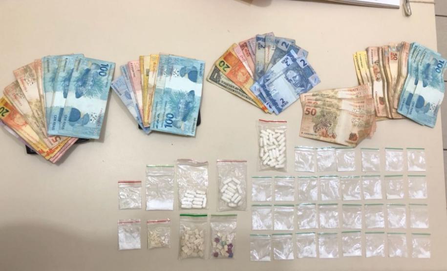 PM ENCAMINHA 13 PESSOAS ENVOLVIDAS COM TRÁFICO DE DROGAS NA REGIÃO CENTRAL DE CURITIBA (PR) Divulgação PMPR