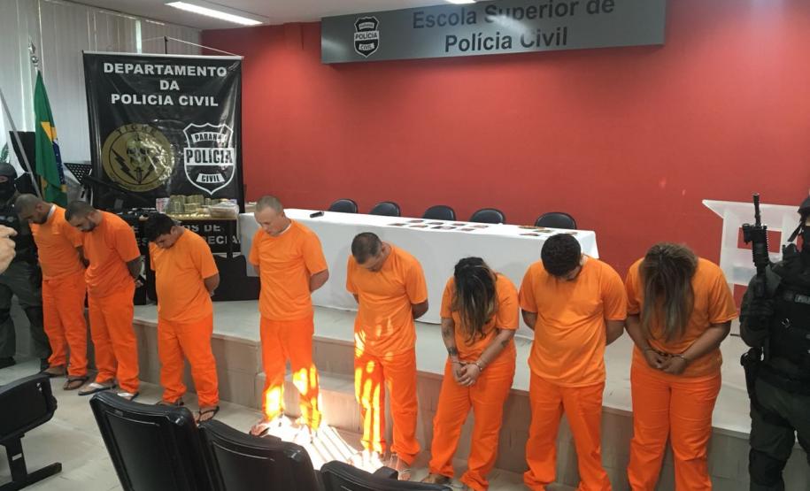 TIGRE PRENDE QUADRILHA QUE SEQUESTRAVA GERENTES PARA ROUBAR BANCOS NO PR E EM SC Divulgação PCPR