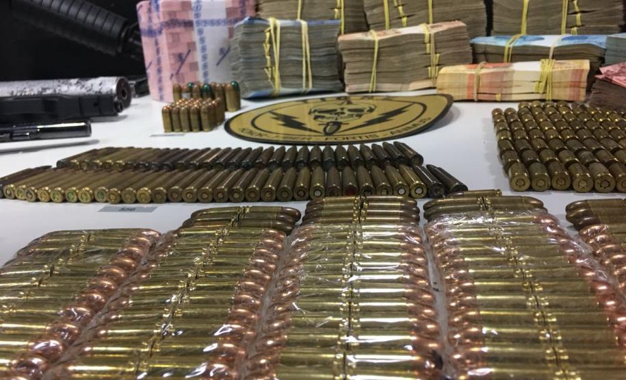 TIGRE PRENDE QUADRILHA QUE SEQUESTRAVA GERENTES PARA ROUBAR BANCOS NO PR E EM SC Divulgação PCPR