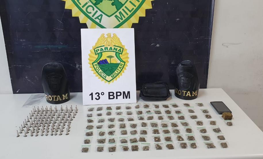 ROTAM 13°BPM/1°CRPM - APREENSÃO DE DROGAS EM BAR CONHECIDO PELO TRÁFICO EM CURITIBA EQUIPE DA ROTAM DO 13°BPM DO 1°CRPM REALIZOU ABORDAGEM A UM BAR, LOCAL CONHECIDO POR DIVERSAS OCORRÊNCIAS DE TRÁFICO DE ENTORPECENTES NA CIDADE DE CURITIBA