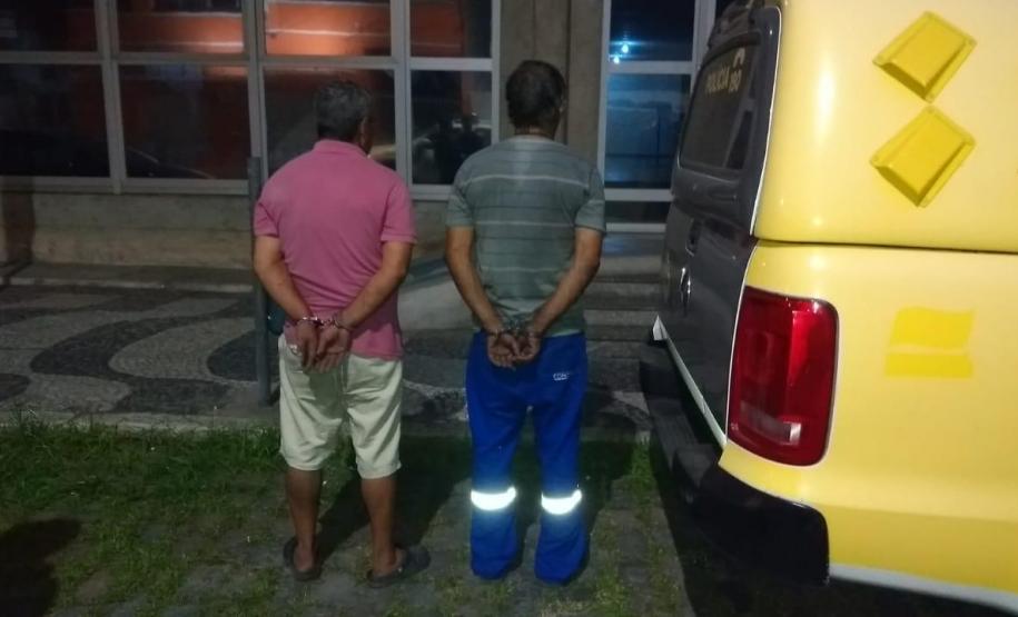 ROTAM 9° BPM/6°CRPM FAZ GRANDE APREENSÃO DE DROGAS EM PARANAGUÁ ROTAM 9° BPM/6°CRPM FAZ GRANDE APREENSÃO DE DROGAS EM PARANAGUÁ