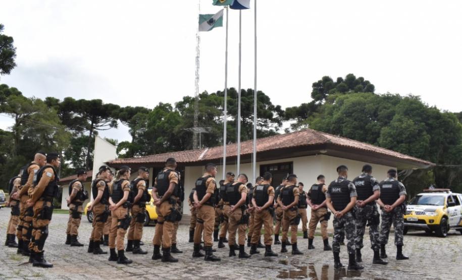 OPERAÇÃO "ACCUSA" É DEFLAGRADA EM ALMIRANTE TAMANDARÉ (PR) E GERA MAIS DE R$ 40 MIL DE PREJUÍZO AO TRÁFICO DA CIDADE OPERAÇÃO "ACCUSA" É DEFLAGRADA EM ALMIRANTE TAMANDARÉ (PR) E GERA MAIS DE R$ 40 MIL DE PREJUÍZO AO TRÁFICO DA CIDADE