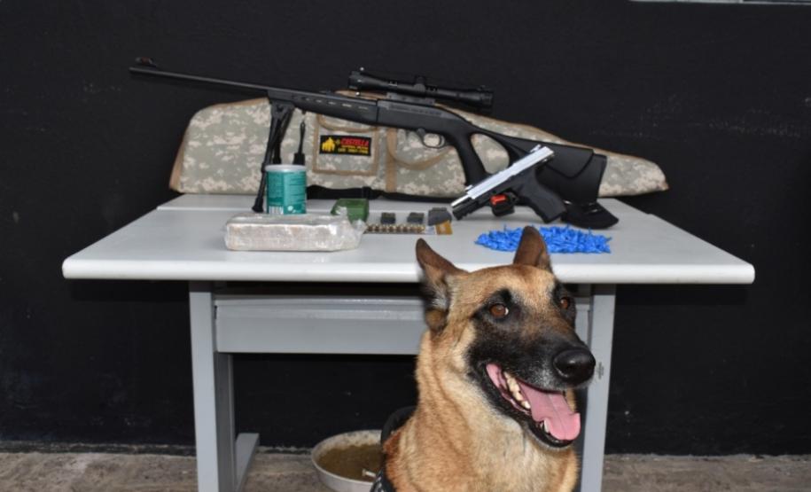 OPERAÇÃO "ACCUSA" É DEFLAGRADA EM ALMIRANTE TAMANDARÉ (PR) E GERA MAIS DE R$ 40 MIL DE PREJUÍZO AO TRÁFICO DA CIDADE OPERAÇÃO "ACCUSA" É DEFLAGRADA EM ALMIRANTE TAMANDARÉ (PR) E GERA MAIS DE R$ 40 MIL DE PREJUÍZO AO TRÁFICO DA CIDADE